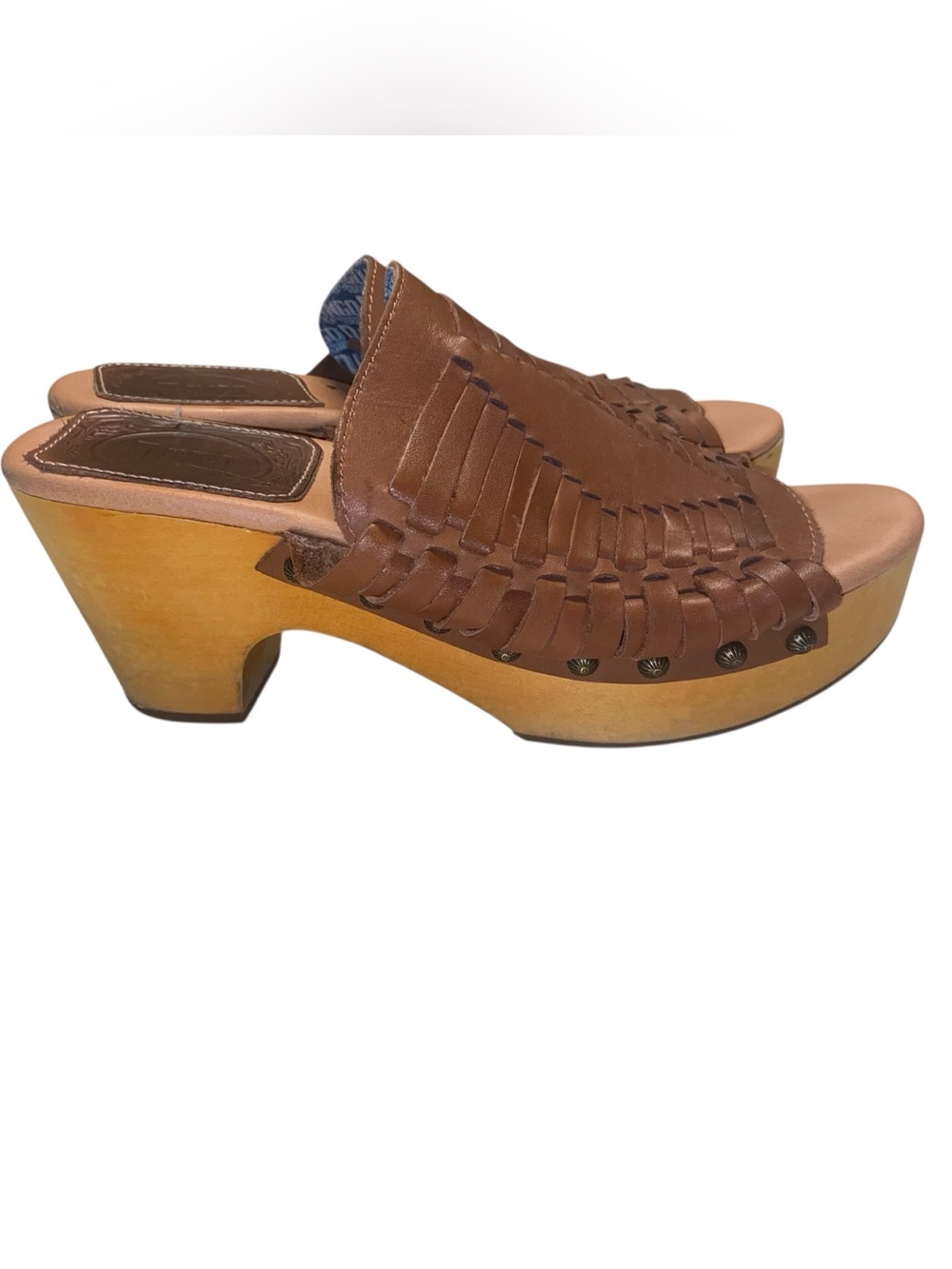 DINGO Clogs Womens Size 8 M Dreamweaver Woven Leather Studded Platform Sandals